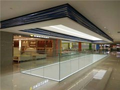 ���̰���